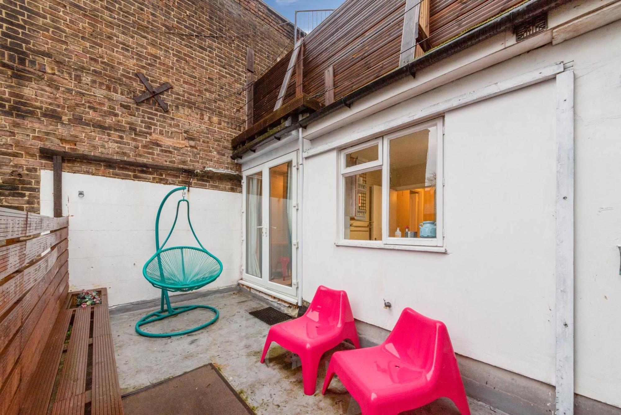 Modernised Apartments 1 And 2 Bedrooms Option Terrace And Balcony High Street Лондон Экстерьер фото